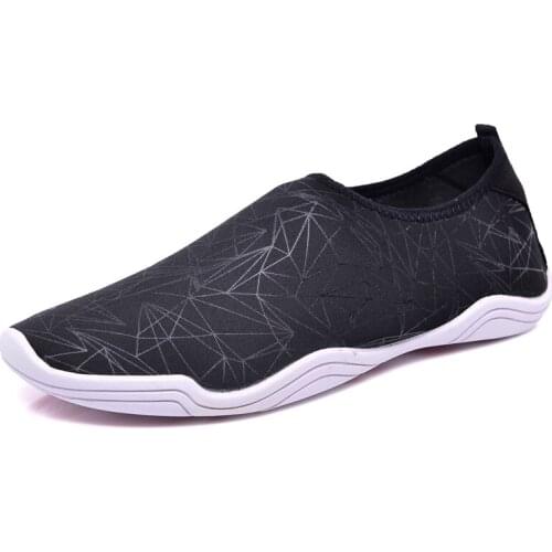 Summer Men Beach Swim Diving Shoes Quick Dry Aqua Shoes Breathable Comfortable Soft Wear-resistant Barefoot Shoes Water Sneakers