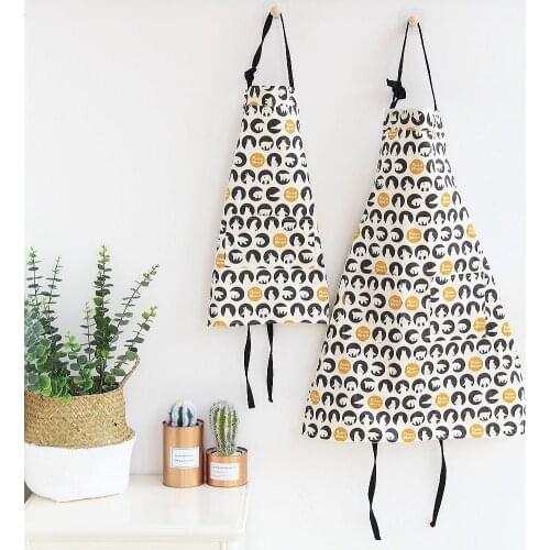 1 Pcs Black Dots Polar Bear Pattern Adult Children Cooking Baking Cleaning Apron Women Pocket Kitchen Coffee Pinafore Bib 46189