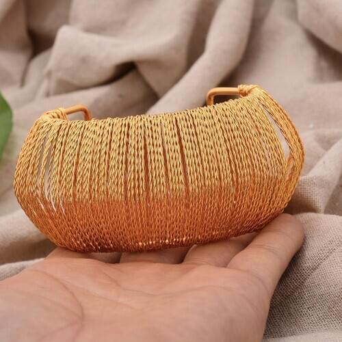 1Pcs/lot Gold Color Bangles For Women Dubai Bride Wedding Cuff Bracelet Africa Bangles Jewelry Gold Charm Bracelet party gifts