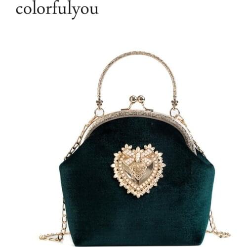 2021 Elegant Velvet Handbag for Women Vintage Velour Pearl Heart Design Evening Bag Wedding Party Bride Clutch Velour Bag Purse