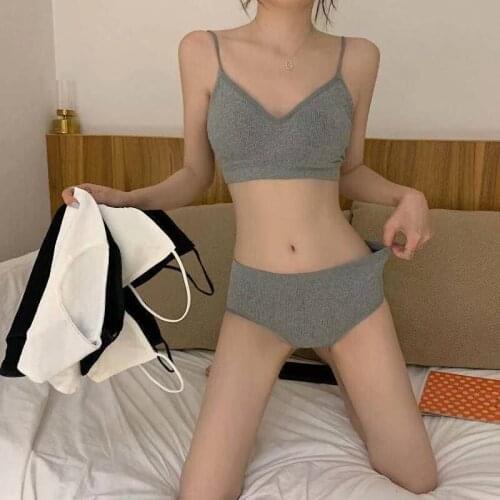 Newest Seamless Female Yoga Fitness Sets Sports Suits Gym Sexy Women Panties Set Cotton Solid Color Underwear Set Girl Bralette