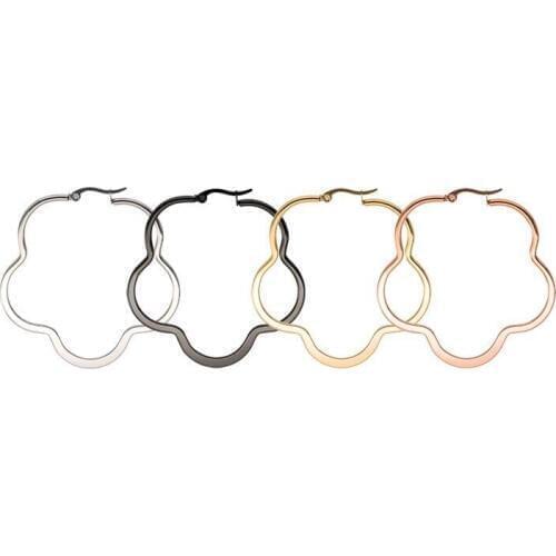 Wholesale Jewelry -- Titanium steel Plum Blossom Flat Circle Hoop Earrings For Women Jewelry no fade 4 Gold Color