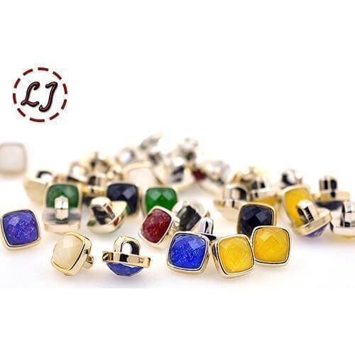 2015 new fashion 30pcs/lot 9mm(0.35in) combined plastic button colorful square for women clothing girl shirt sewing accessories