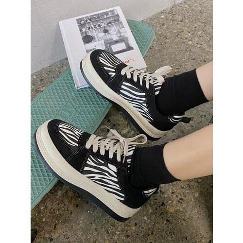 Korean version of the 2021 spring and autumn new female Harajuku style trend all-match student canvas shoes platform