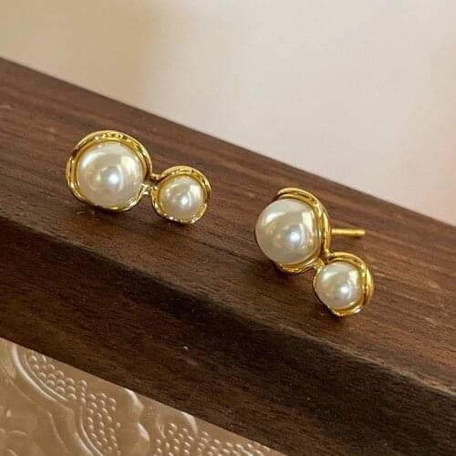 Simple double pearl three-dimensional modeling simple sweet earrings earrings female