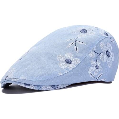Spring and Summer Womens Hat National Style Fashion Leisure Cap Forward Cap Travel Shopping Embroidered Beret