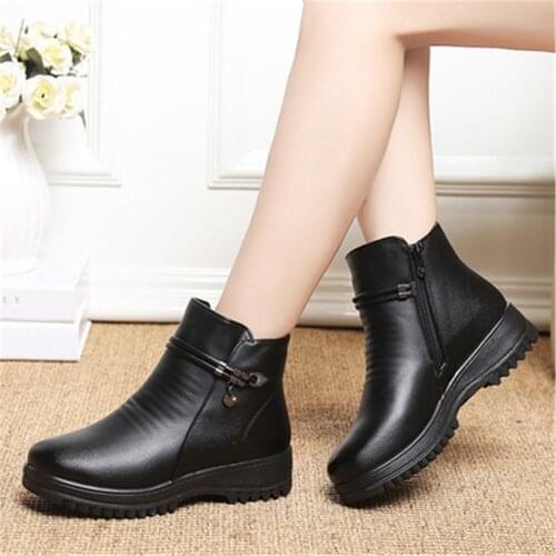 Winter Mothers Cotton Shoes Plush Warm Snow Boots Womens Shoes Old Peoples Flat Bottom Anti-Skid Soft Sole Leather Ankle Boot