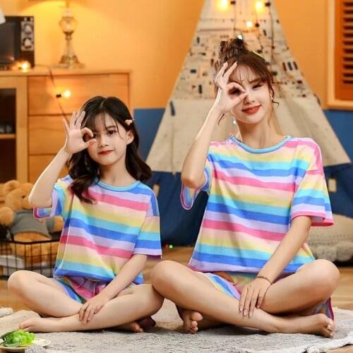 Family Matching Clothes Mom Children Clothes Girls Rainbow Sleepwear Mom And Me Summer Clothes Cotton Family Look Pajamas Set