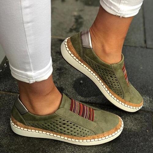 Shallow Loafers Vulcanized Shoes Women Slip on Sneakers Breathable Hollow Out Casual Shoes Ladies Flats Flat Loafers Plus Size