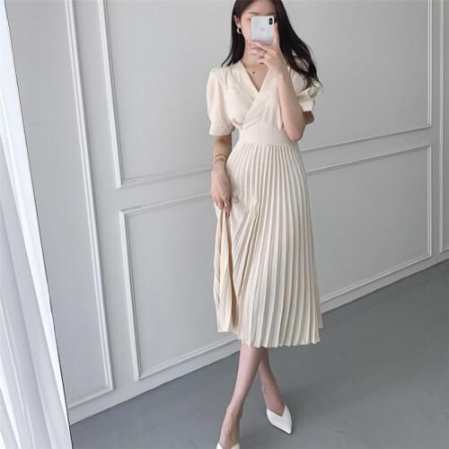 Solid Korean Pleated Dress Women Puff Sleeve V-Neck Bow Lace Up Summer Long Midi Dress Party Elegant Office Lady High Waist B036