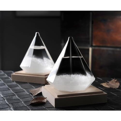 1PC Diamond Shape Storm Glass Weather Forecast Bottle Crystal chemistry vintage home decor christmas accessories JY 1191
