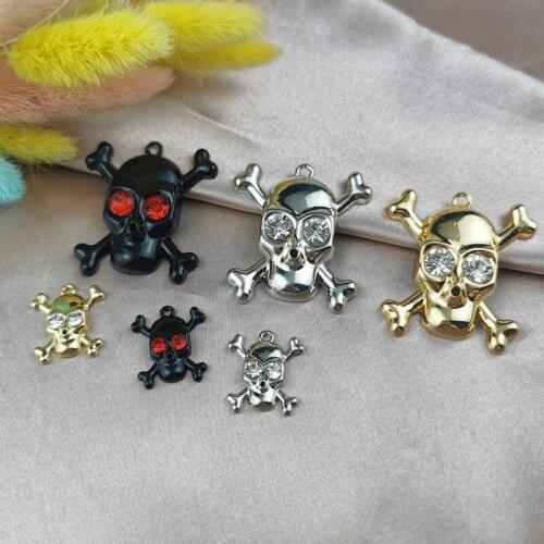 MuhNa 10pcs/lot Enamel Halloween Decorations Charms Pendant for Jewelry Making 3D Skeleton for Necklace Bracelet Supplies