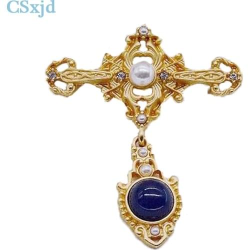 CSxjd Vintage brooch Baroque European pattern relief Brooch Scarf Ladys Fashion Brooch Hot Sale