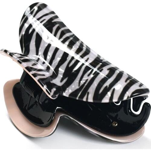 9cm Ladies Large Hair Claw Fashion Zebra Striped printing Big Hair Clips for Women Headwear Crab Hairpins Accessories Ornaments