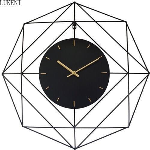 Nordic Wall Clock Living Room Modern Minimalist Creative Light Luxury Net Red Table Fashion Home Clock
