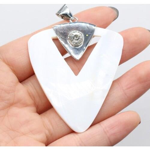 Natural Shell Pendant Triangle shape Mother of Pearl Exquisite charms For jewelry making DIY Necklace earring accessories