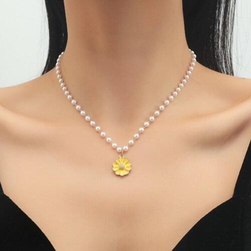 Korean New Cute Sunflowers Pearls Chains Pendant Necklace for Women Party Wedding Neck Jewelry Girls Blossom Necklace Choker