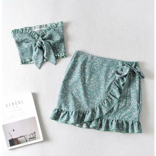 Womens summer 2020 new style fashion vacation style floral print tube top style pullover top with mini skirt two piece set
