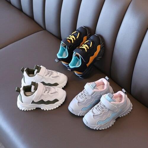 Kids Casual Sports Shoes for Boys Girls 2021 New Autumn Childrens Sneakers Air-mesh Non-slip Soft Sole Breathable Running Shoes