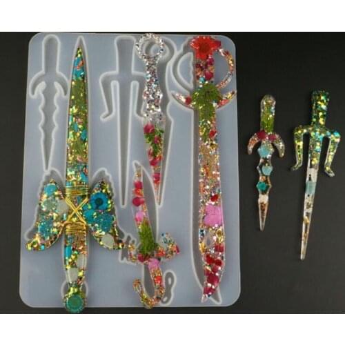 DIY Epoxy Resin Molds Silicone Mold (8 Cavity) Art Supplies Craft for Jewelry Key Chain Pendant Home Decoration Cosplay