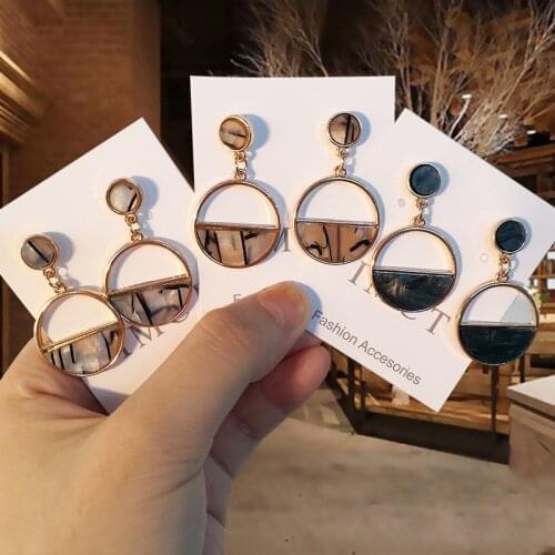2021 New Fashion Trend Simple Geometric Earrings Personality Semicircle Hollow Imitation Marble Wild Circle Earrings