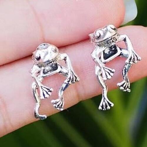 Faroonee Stud Earrings