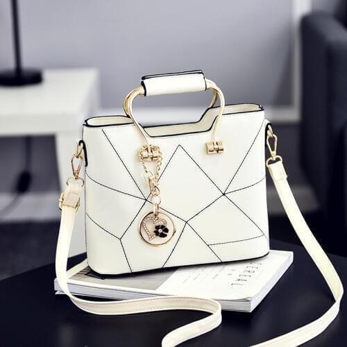 Women Messenger Bags Luxury Handbags Famous Designer Women Bag Casual Tote Designer High Quality 2019 NEW Interior Slot Pocket