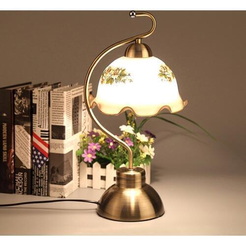 Bronze Metal Study Room Table Lights European Vintage Living Room Table Lamp Glass Study Room Desk lighting Fixtures