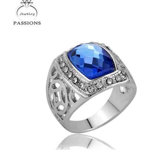 Trend Luxury Ethnic Style Blue Square Crystal Wedding Rings Rhinestone Silver Color Women & Men Suitable Rock Ring Jewelry Gift
