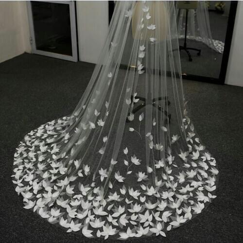 Stunning Cathedral Wedding Veil with Lace Floral Appliques Vestido De Noiva Longo Custom Made Bridal Veil