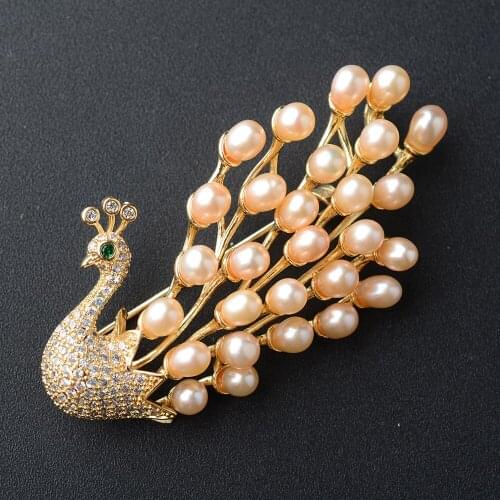 72X35mm Gold Plated Natural Pink Pearl Peacock brooch