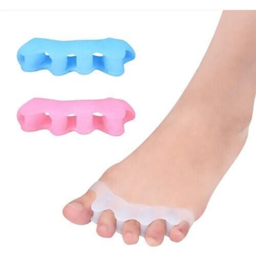Toe Separator Correction Hallux Valgus Corrector 2PCS Silicone Orthopedic Hammer Separator Straightener Spreader Foot Care Tool