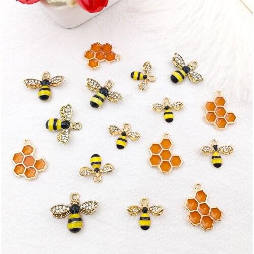 5pcs 3 Styles Zinc Alloy Enamel Plated Bee Charm for Jewelry Making Cute Earring Pendant for Bracelet Necklace DIY Design Making