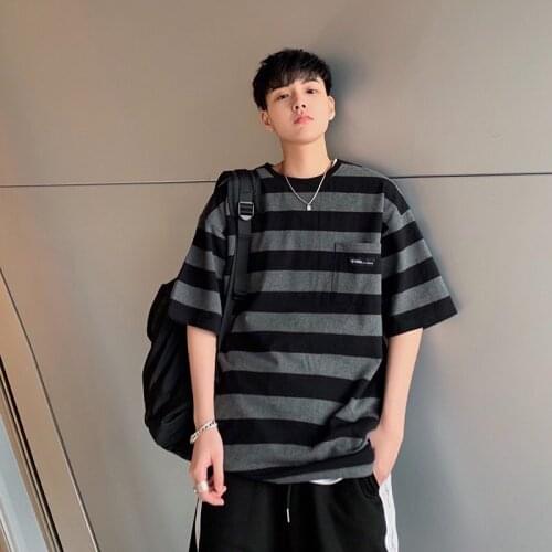 Oversized Men T-shirt Short-sleeved Round Neck Japanese Striped Tops Hip Pop Streetwear Vintage Harajuku Couple Cotton Clothing