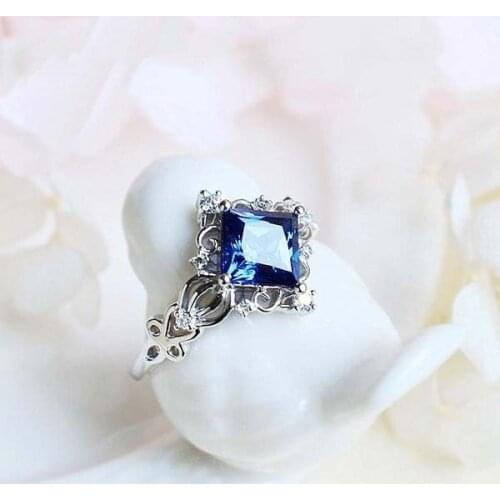 Vintage Female Blue Crystal Stone Ring Charm Silver Color Flower Wedding Rings For Women Dainty Square Zircon Engagement Ring