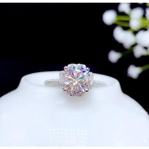 2021 new pouring moissanite gemstone ring for women real 925 sterling silver Valentine gift shiny for u engagement ring