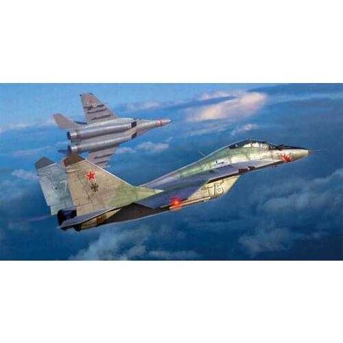 Trumpeter 01677 1/72 Airplane Russian Mig-29UB Trainer Plane Aircraft Model TH05489-SMT6