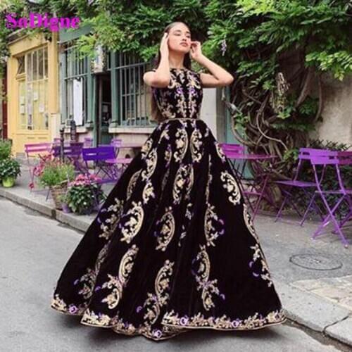 SoDigne Velour Vintage Moroccan Caftan Evening Dresses Gold Applique Prom Gown Muslim Dubai Women Party Dresses