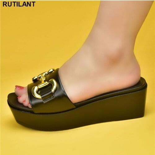 Latest Elegant African Party Pumps Summer Chain Decorative Trend Womens Slippers Outdoor Casual Slippers Wedding Womens Shoes