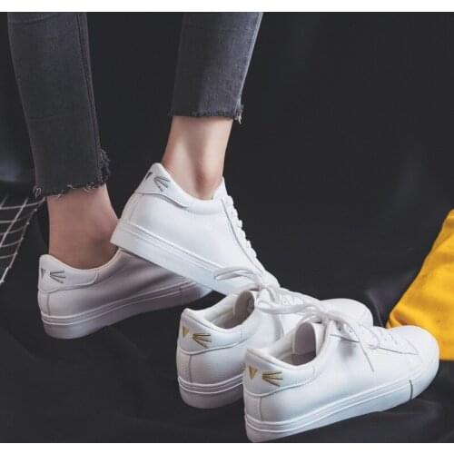 2021 Women Stealth Increase Pu Leather Vulcanize Sneakers Platform High Quality Flat Fashion Casual Low-top Ladies White Shoes