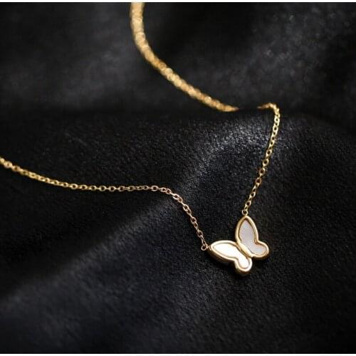 Trendy Simple White Butterfly Pendant Necklace for Women Elegant Gold Colors Womens Choker Necklace Wedding Gift Jewelry