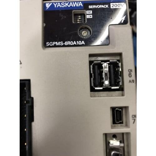 SGPMS-6R0A10A SERVO driver , used in good condition . 80% appearance new , good working , free shipping