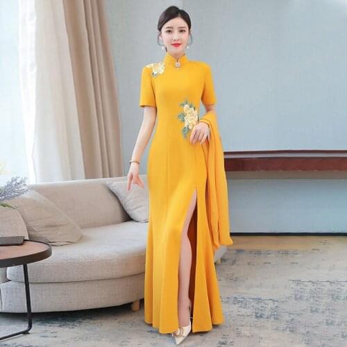 New Catwalk Cheongsam Retro Embroidery Summer Women Long Dress And Cloak Strap Red Elegant Stage Costume 5XL 2 Piece Set aq1289