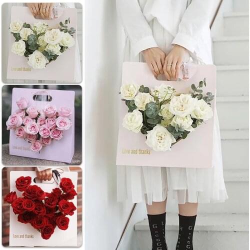 New Hollow Heart-Shaped Portable Flower Box ValentineS Day Square Flower Arrangement Box Flower Bouquet Packaging Gift Box