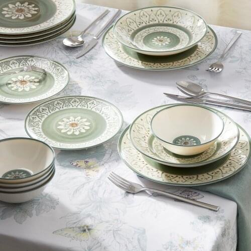 Luxury Alessi 24 Pieces Porselen Dinnerware Plate Cake Dishes Dinner Tableware 6 Person Food Dishes for Serving Stamping Plate