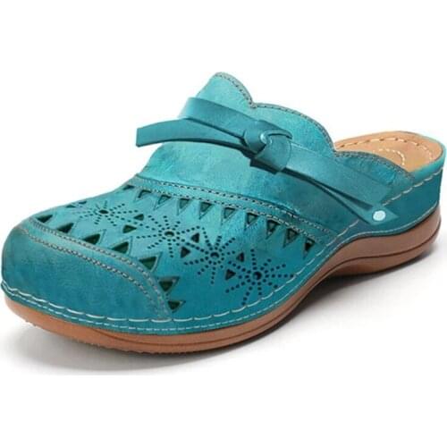 Size 36-43 Summer Retro Style Candy Colors Leather Hollow Out Flowers Women Slippers Light Comfortable Ladies Round Toe Sandals