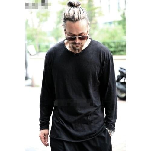 Mens spring new pure-color round neck loose-fitting casual casual casual casual long-sleeved t-shirt made in Korea version