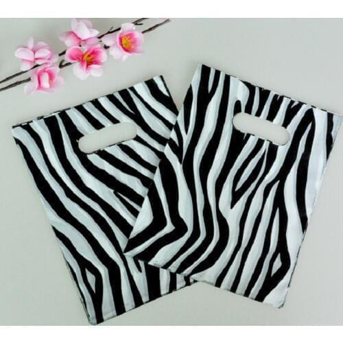 100pcs 15x20cm Plastic Bag Irregular Black White String Pattern Printed Jewelry Packaging Bags Pouches for Candy Gifts Package