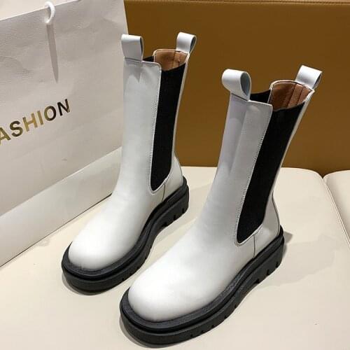 Fashion Genuine Leather Boots Women Thick Sole Chelsea Boots British Style Winter Platform Ankle Boots