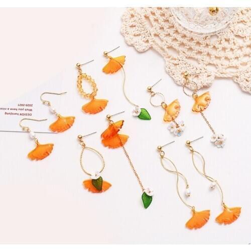 Fashion Spring Flower Leaf Long Tassel Drop Earrings for Women Sweety Handmade Yellow Ginkgo Biloba Asymmetry Dangler Earrings